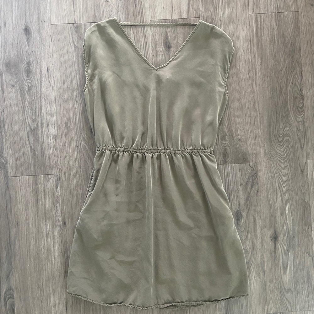 Universal Thread Green Dress size Small